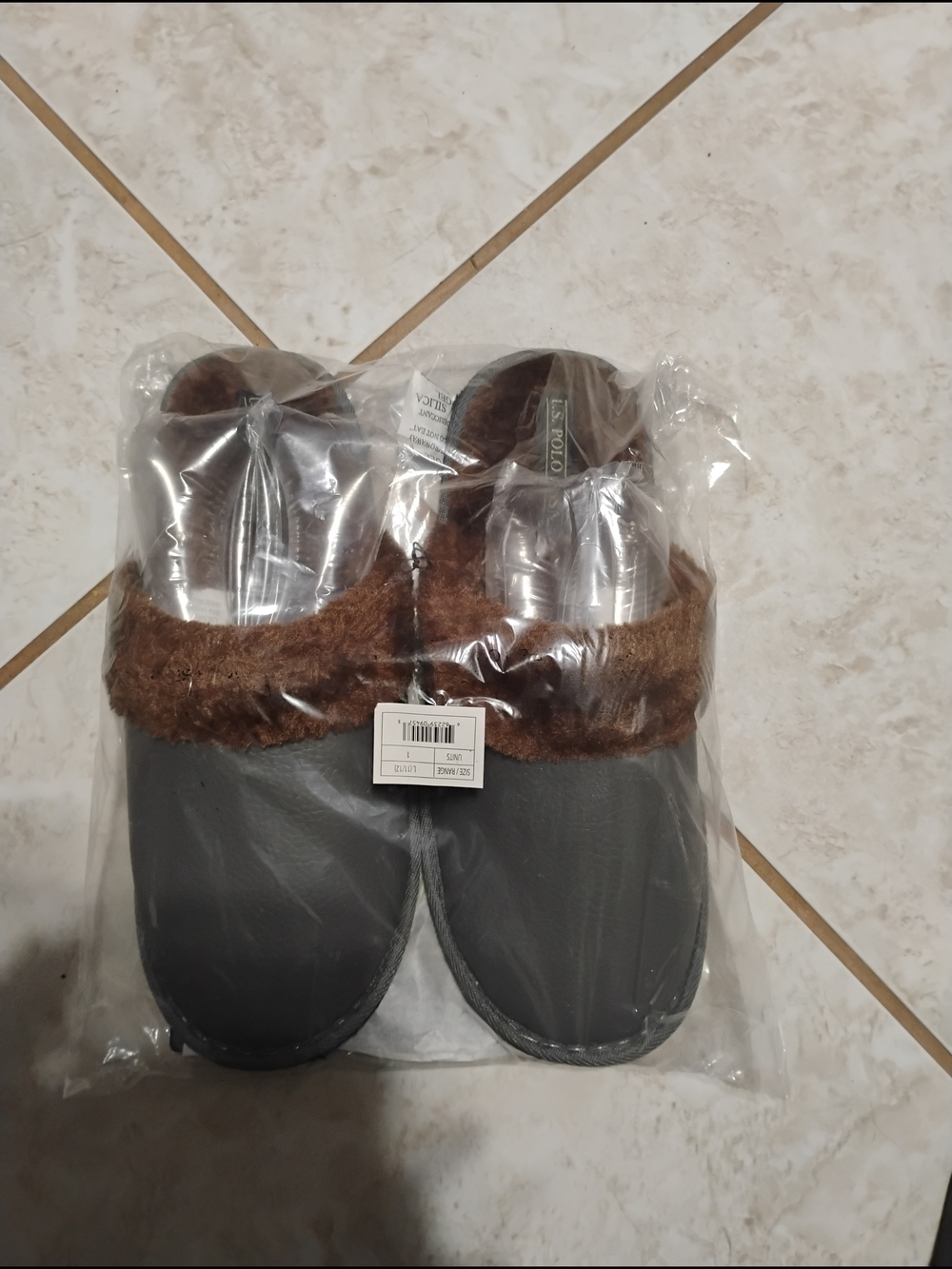 Faux Fur Cuff Gray Slip-On Slippers